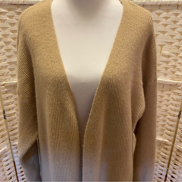 Long Beige Women's Sweater Cardigan size XL - Picture 3 of 14